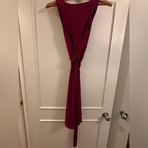 Red wrap v-neck midi dress. - Picture 3 of 5